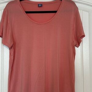 Ripskirt Women's Coral T-Shirt